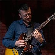 Lezioni di chitarra moderna (Jazz, Rock, Funk, Pop, Reggae) e Teoria Musicale